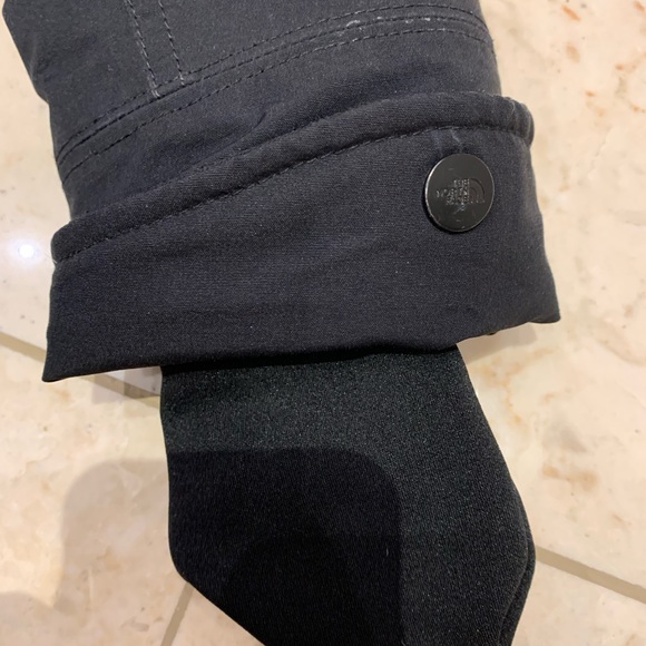 North Face winter parka jacket - Picture 8 of 8